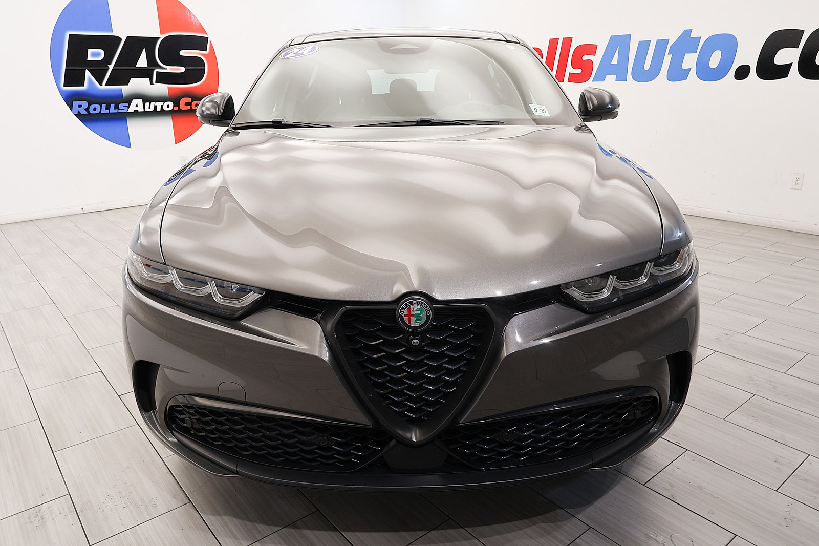 Used 2024 Alfa Romeo Tonale Veloce AWD/4WD image 8