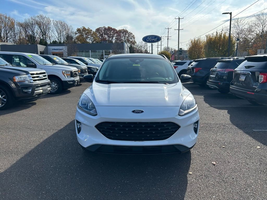 Certified 2022 Ford Escape SEL w/ SEL Stealth AWD Package image 2