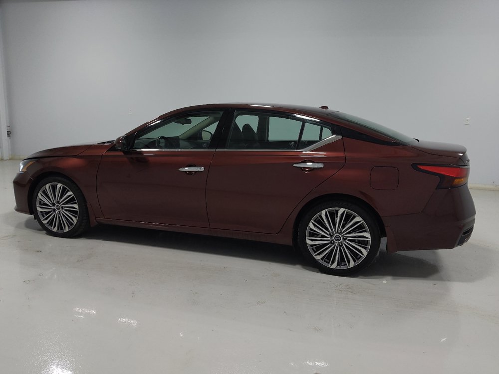 Used 2023 Nissan Altima 2.5 SL FWD image 3