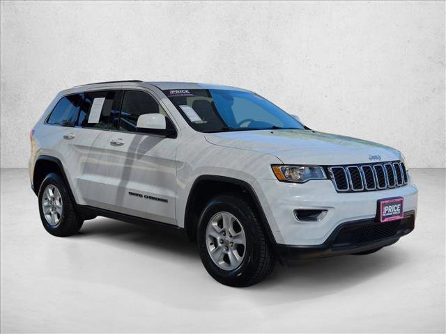 Used 2017 Jeep Grand Cherokee Laredo AWD/4WD image 2
