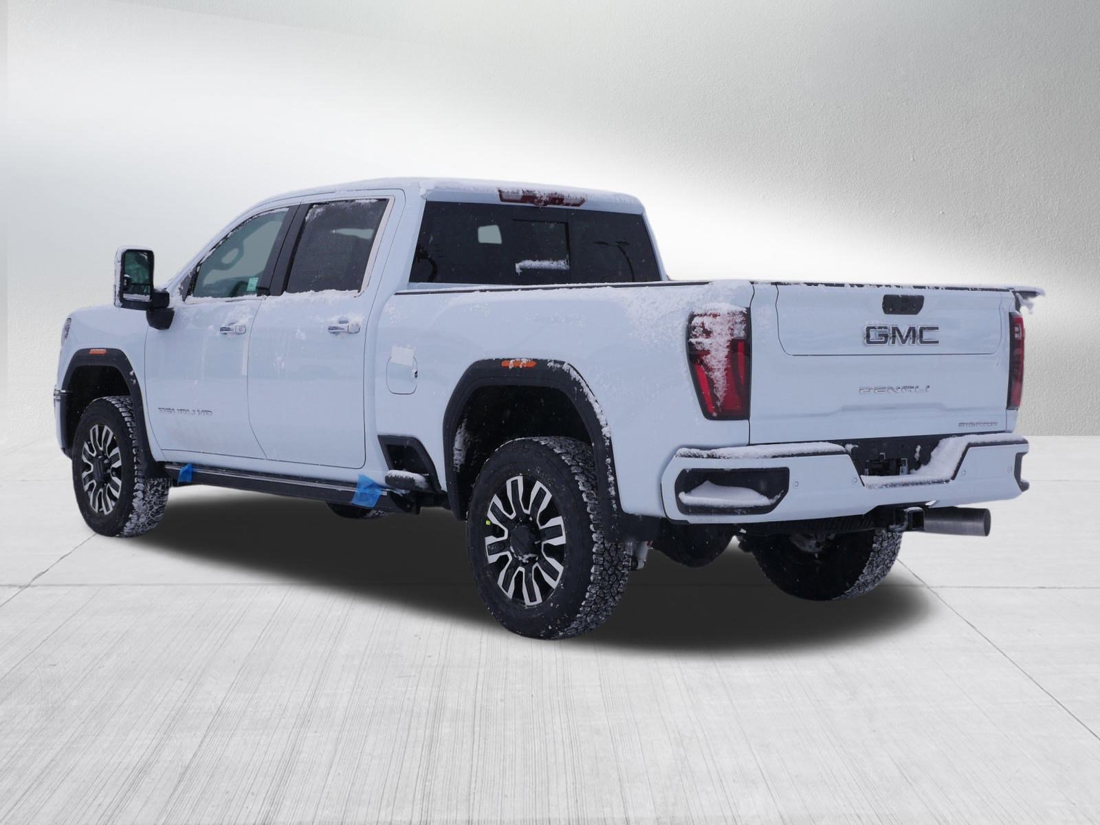 New 2026 GMC Sierra 2500 Denali Ultimate w/ Max Trailering Package image 3