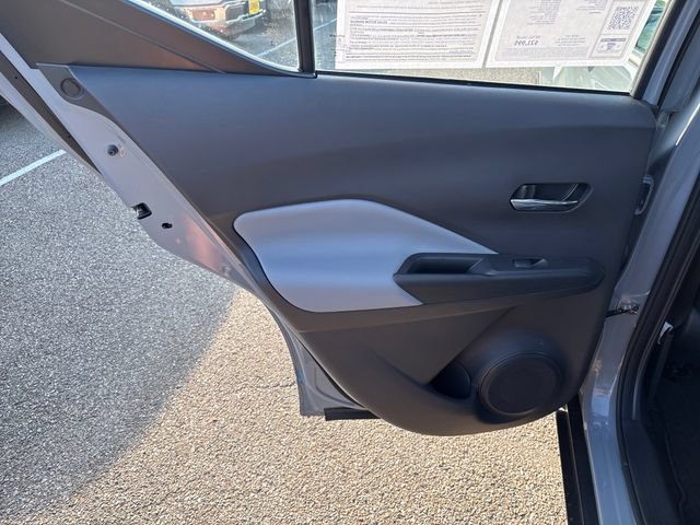Used 2024 Nissan Kicks SR w/ SR Premium Package FWD image 19