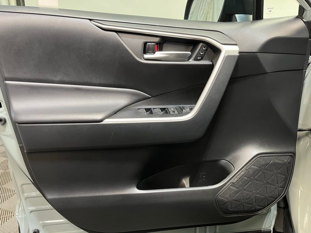 Used 2023 Toyota RAV4 XLE Premium AWD/4WD image 13