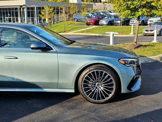 New 2026 Mercedes-Benz E 350 4MATIC Sedan image 5