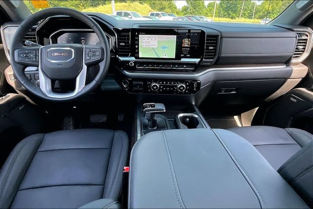 Used 2026 GMC Sierra 1500 SLT w/ SLT Premium Plus Package AWD/4WD image 8