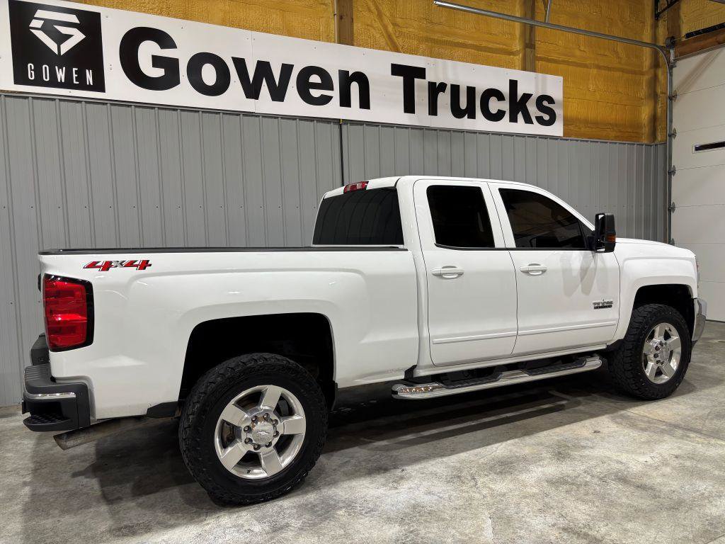 Used 2019 Chevrolet Silverado 2500 LT w/ Texas Edition AWD/4WD image 6