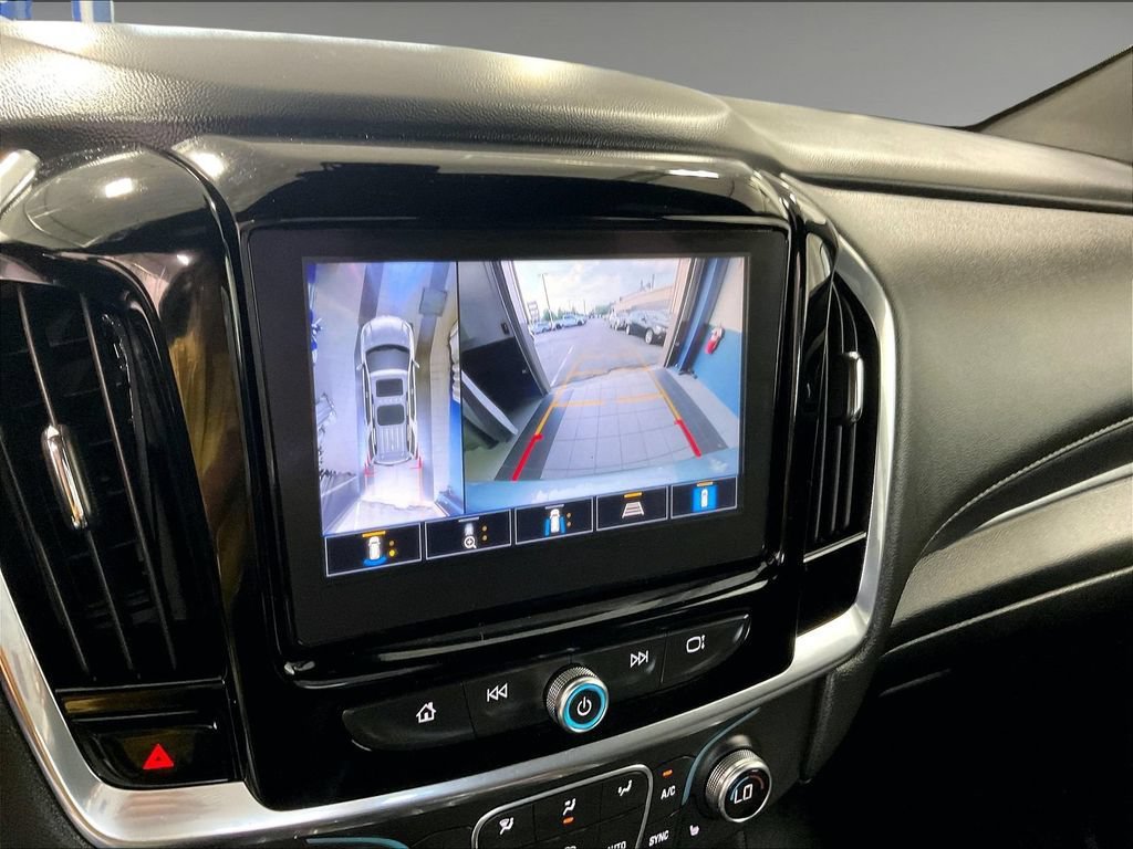 Used 2023 Chevrolet Traverse LT w/ Rear Camera Mirror Package AWD/4WD image 20
