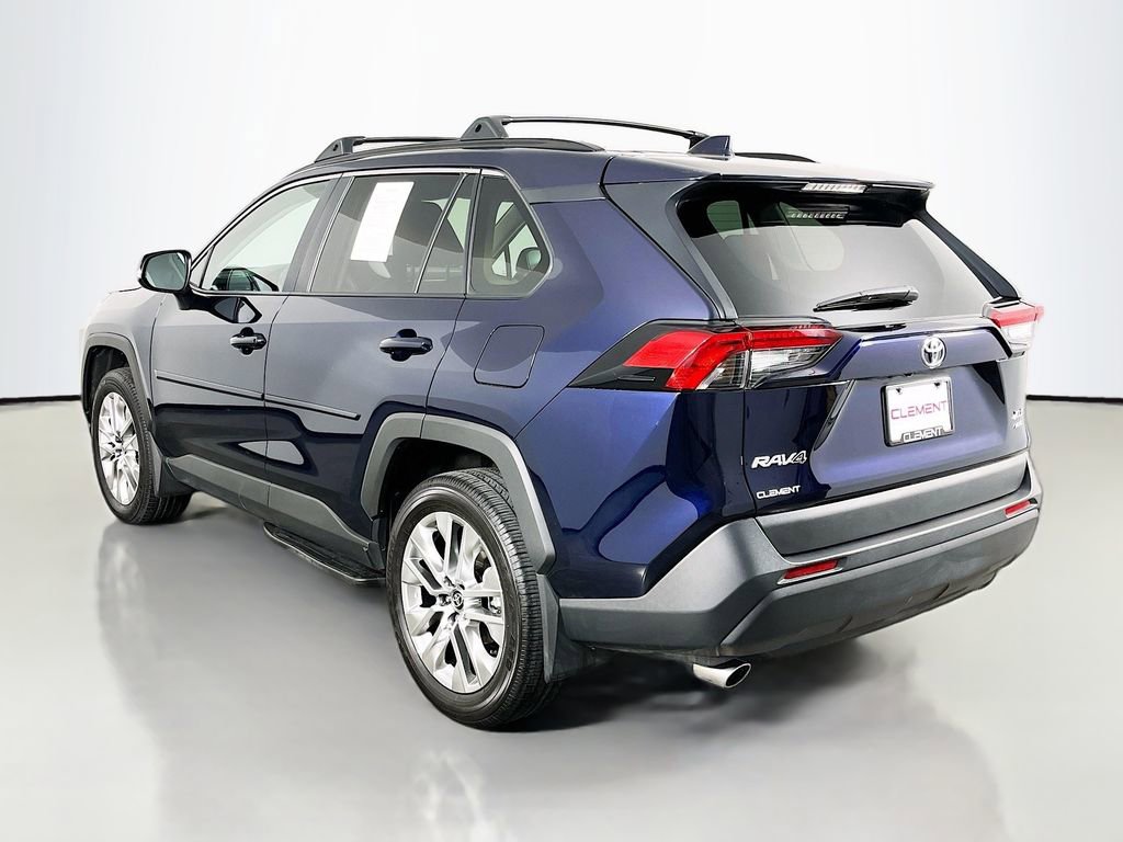 Used 2025 Toyota RAV4 XLE Premium AWD/4WD image 9