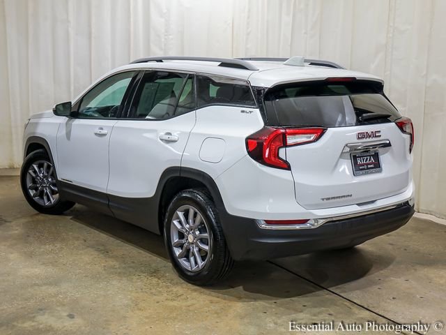 Used 2024 GMC Terrain SLT FWD image 9