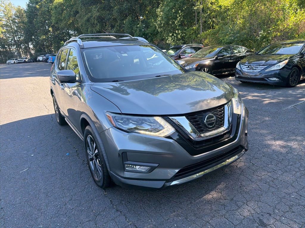 Used 2018 Nissan Rogue SL w/ Premium Package AWD/4WD image 3