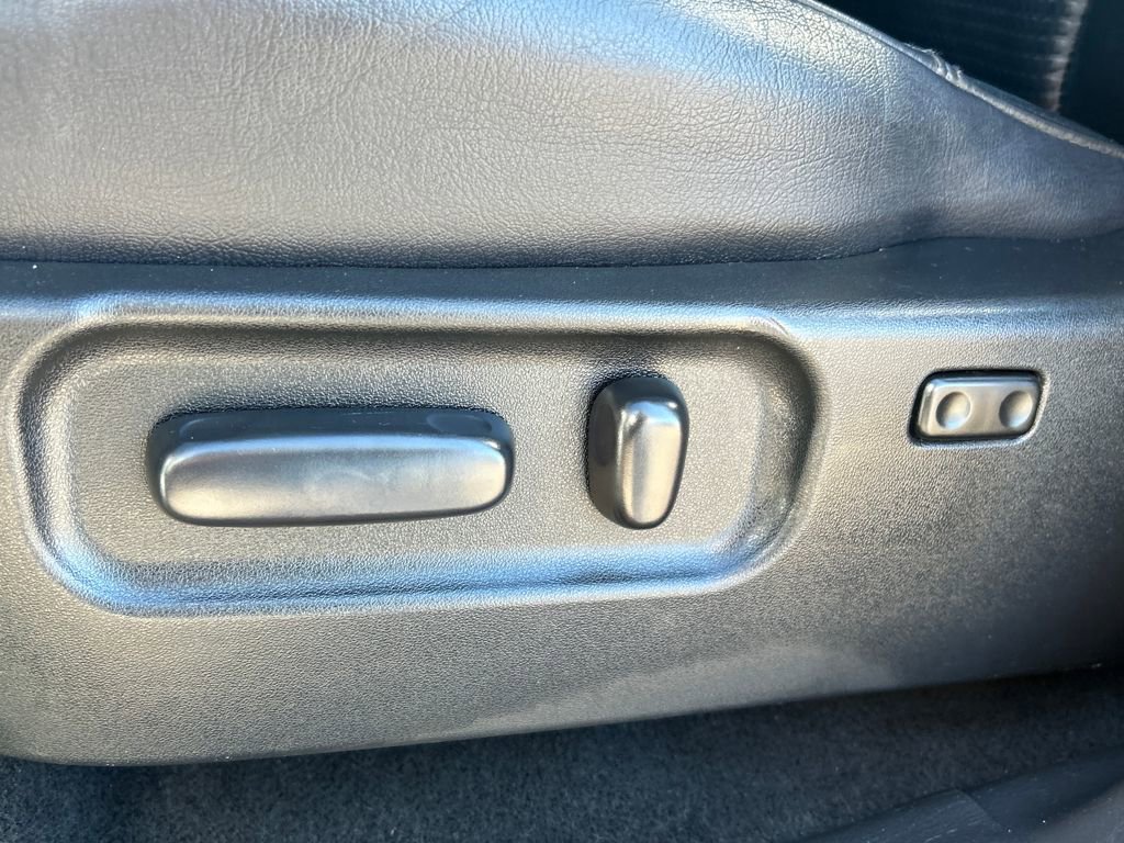 Used 2020 Toyota Tacoma TRD Off-Road w/ TRD Premium Off Road Package image 17