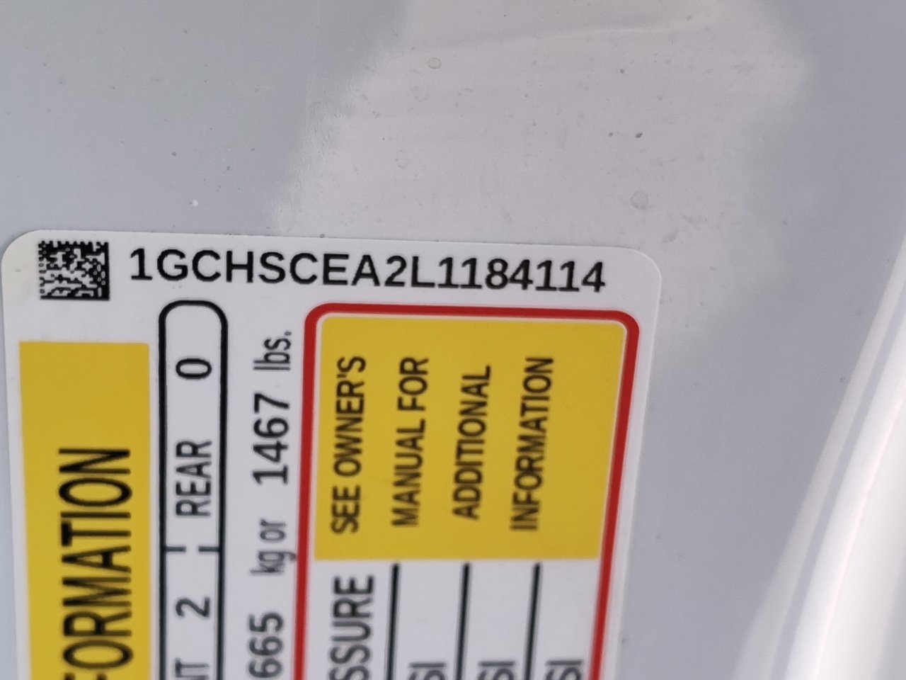 Used 2020 Chevrolet Colorado LT w/ Safety Package image 11