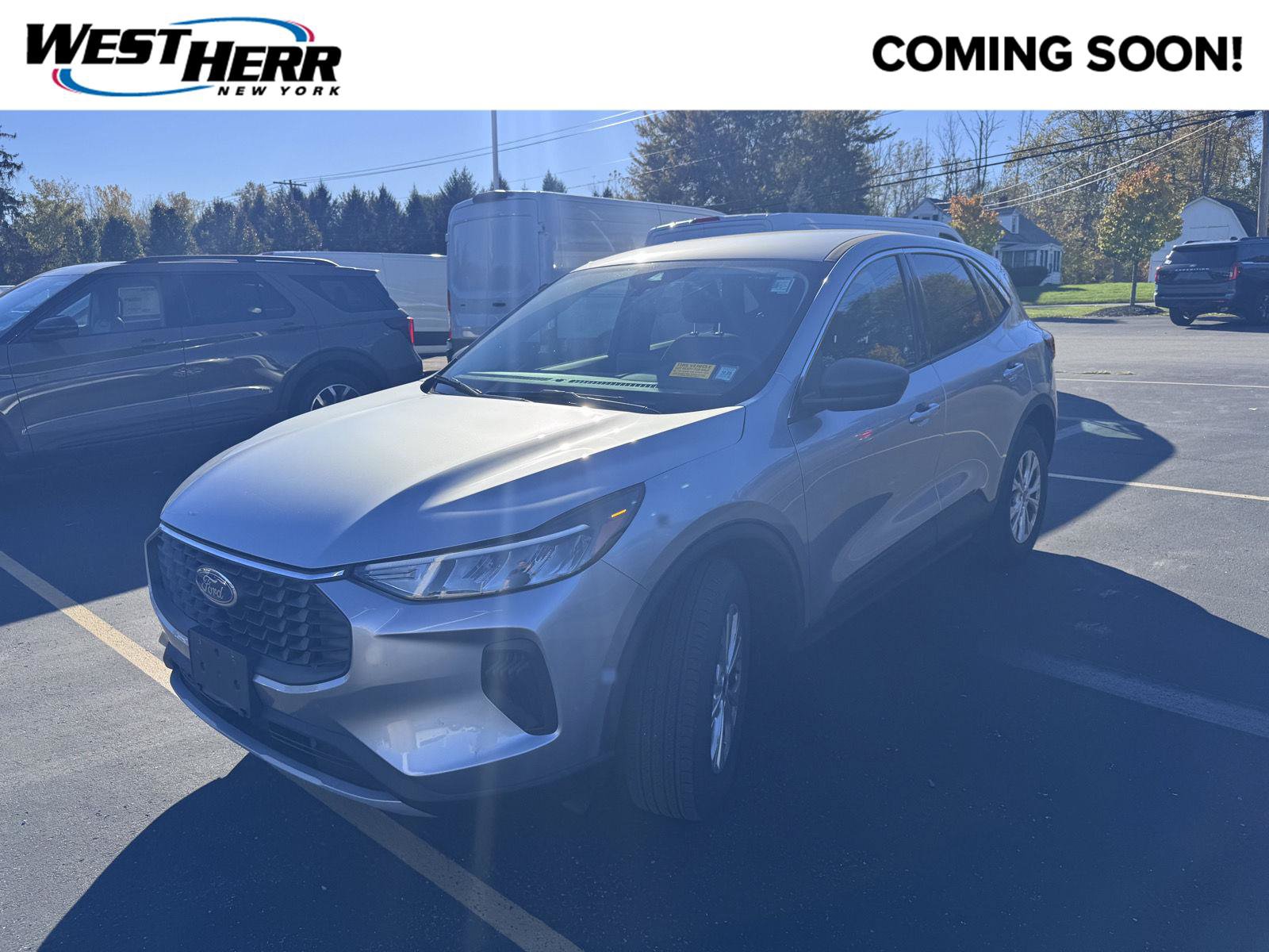 Used 2023 Ford Escape Active AWD/4WD image 1
