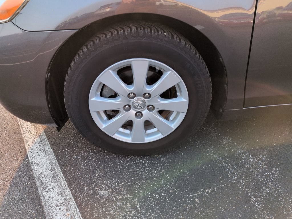 Used 2009 Toyota Camry XLE w/ Leather Pkg FWD image 27