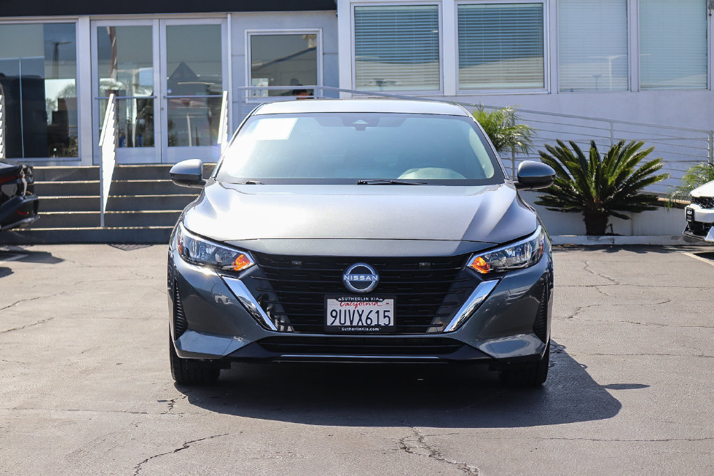 Used 2025 Nissan Sentra SV w/ All-Weather Package FWD image 2