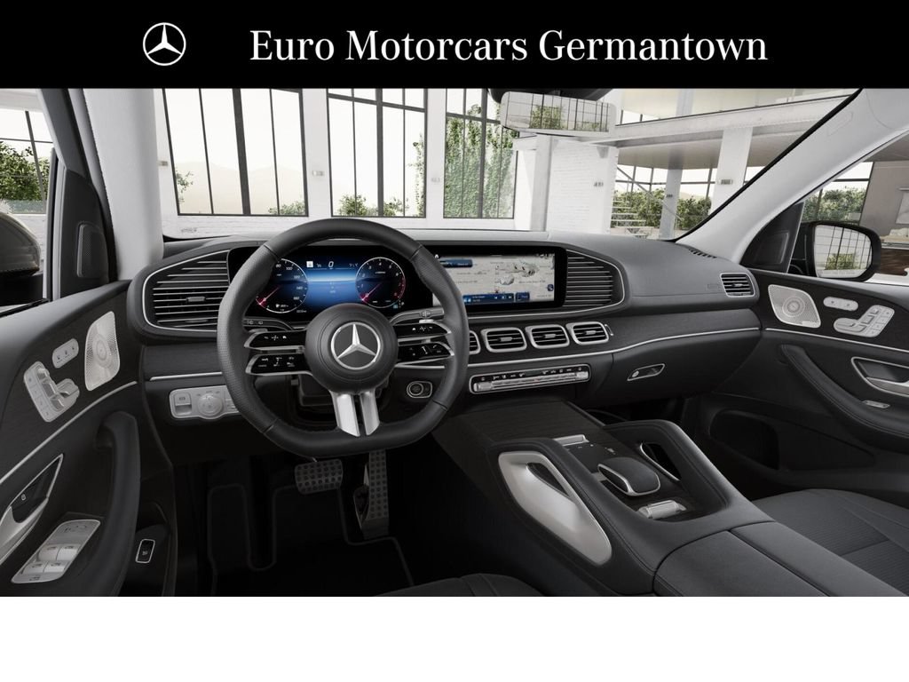 New 2026 Mercedes-Benz GLS 450 4MATIC image 3