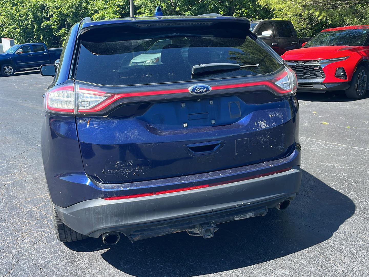 Used 2016 Ford Edge SE FWD image 4