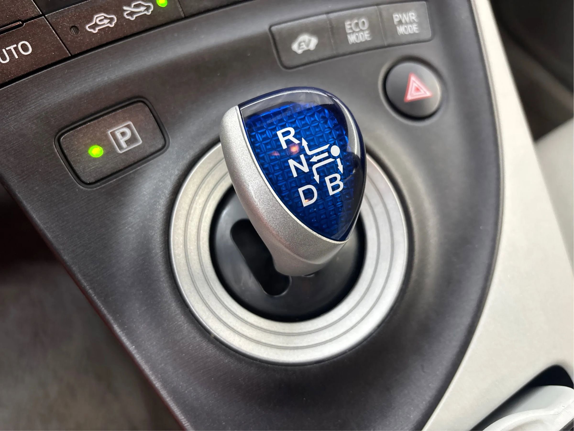 Used 2011 Toyota Prius Two image 38