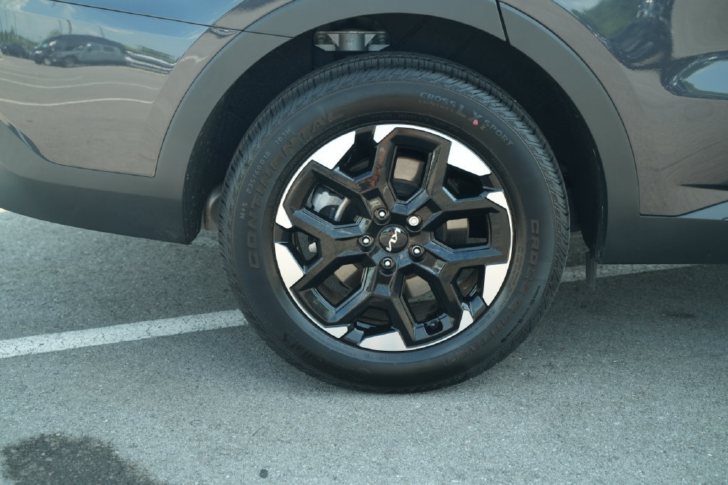 Used 2025 Kia Sorento S w/ Panoramic Sunroof Package FWD image 49