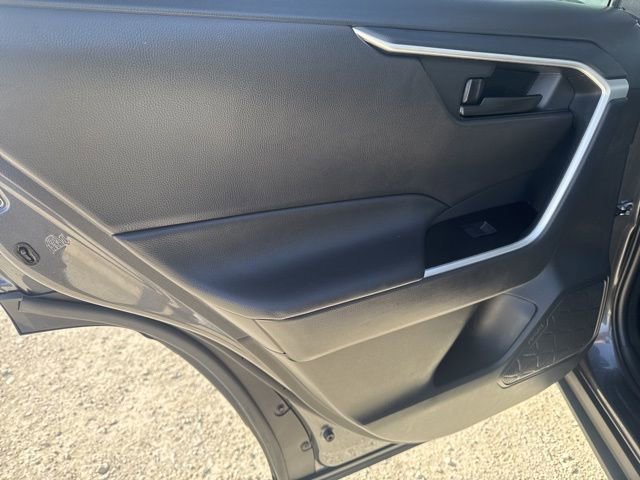 Used 2025 Toyota RAV4 LE image 22
