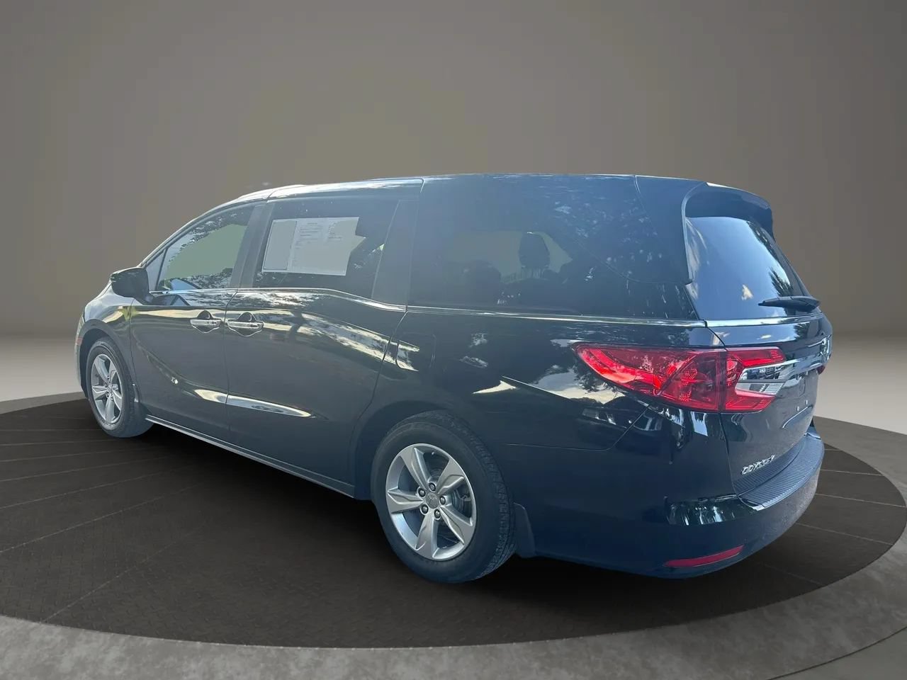 Used 2020 Honda Odyssey EX-L image 3