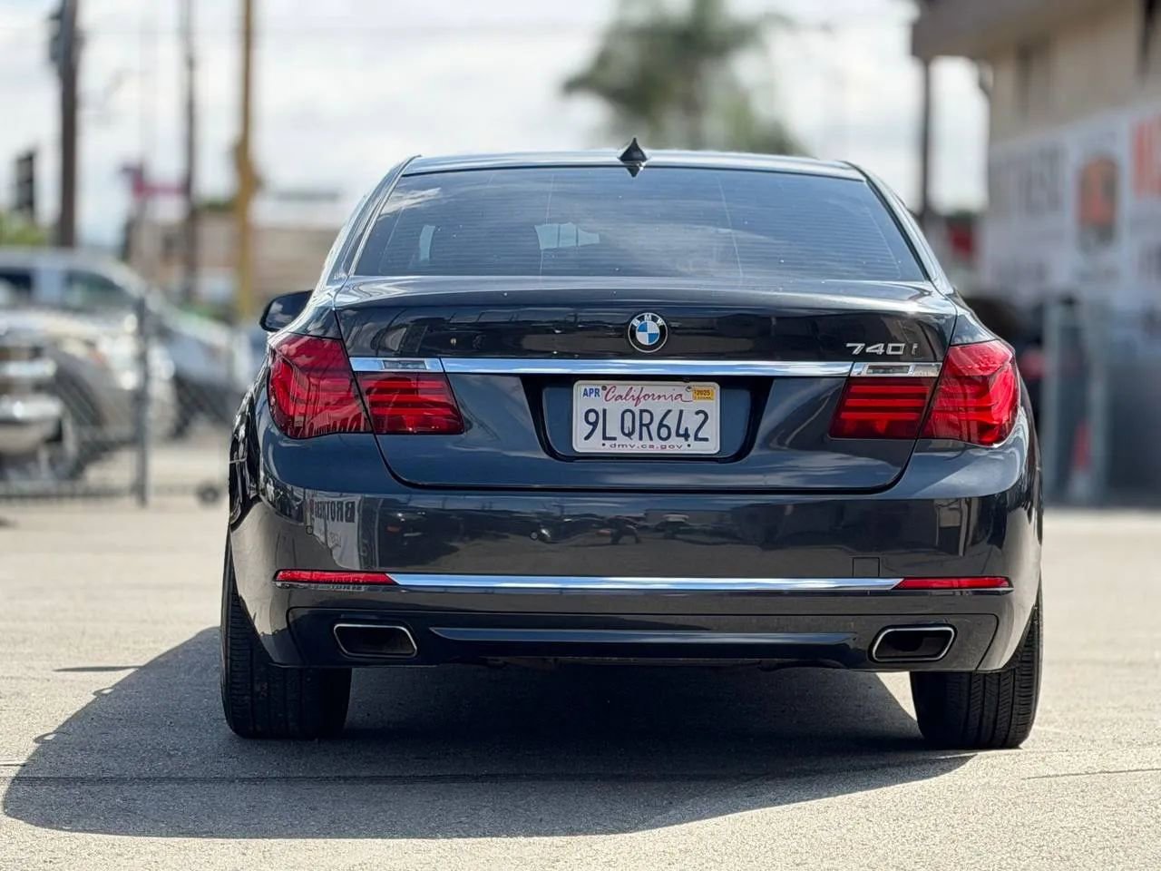 Used 2014 BMW 740i image 13