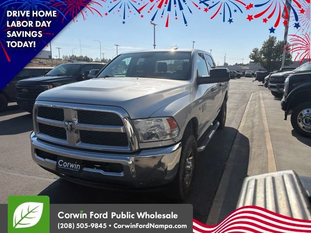 Used 2015 RAM 2500 Tradesman w/ Chrome Appearance Group AWD/4WD image 3