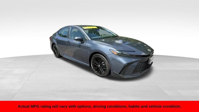 Used 2026 Toyota Camry SE w/ Convenience Package FWD image 10