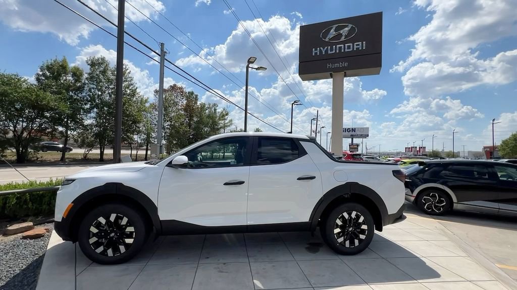Used 2025 Hyundai Santa Cruz SE video 2