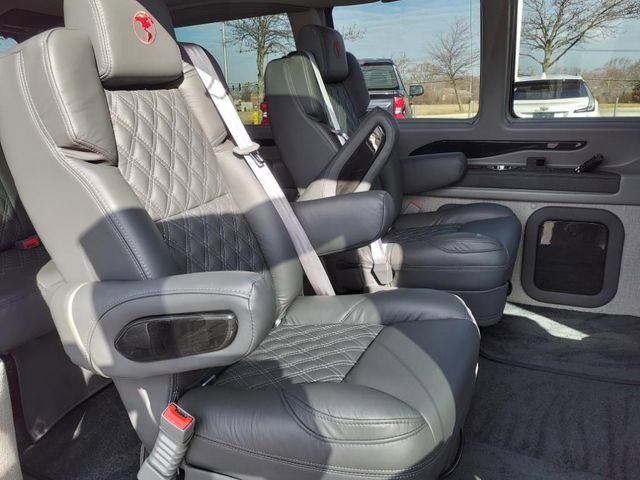 New 2025 GMC Savana 2500 Work Van w/ Driver Convenience Package image 8