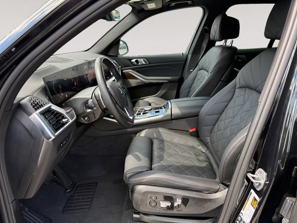 Used 2026 BMW X5 xDrive40i AWD/4WD image 2