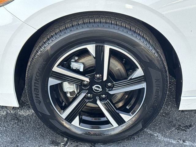 Used 2025 Nissan Sentra SV image 20