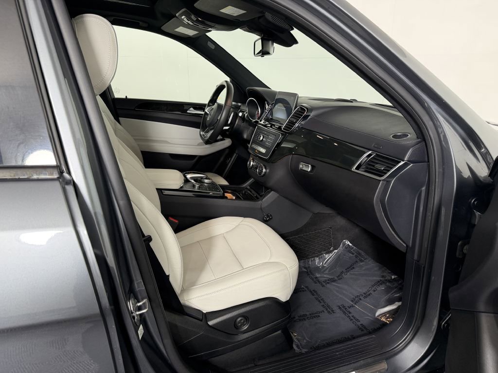 Used 2019 Mercedes-Benz GLE 43 AMG 4MATIC image 23