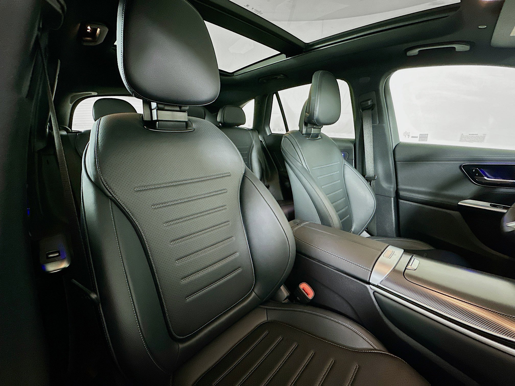 Certified 2025 Mercedes-Benz GLC 300 GLC 300 image 28