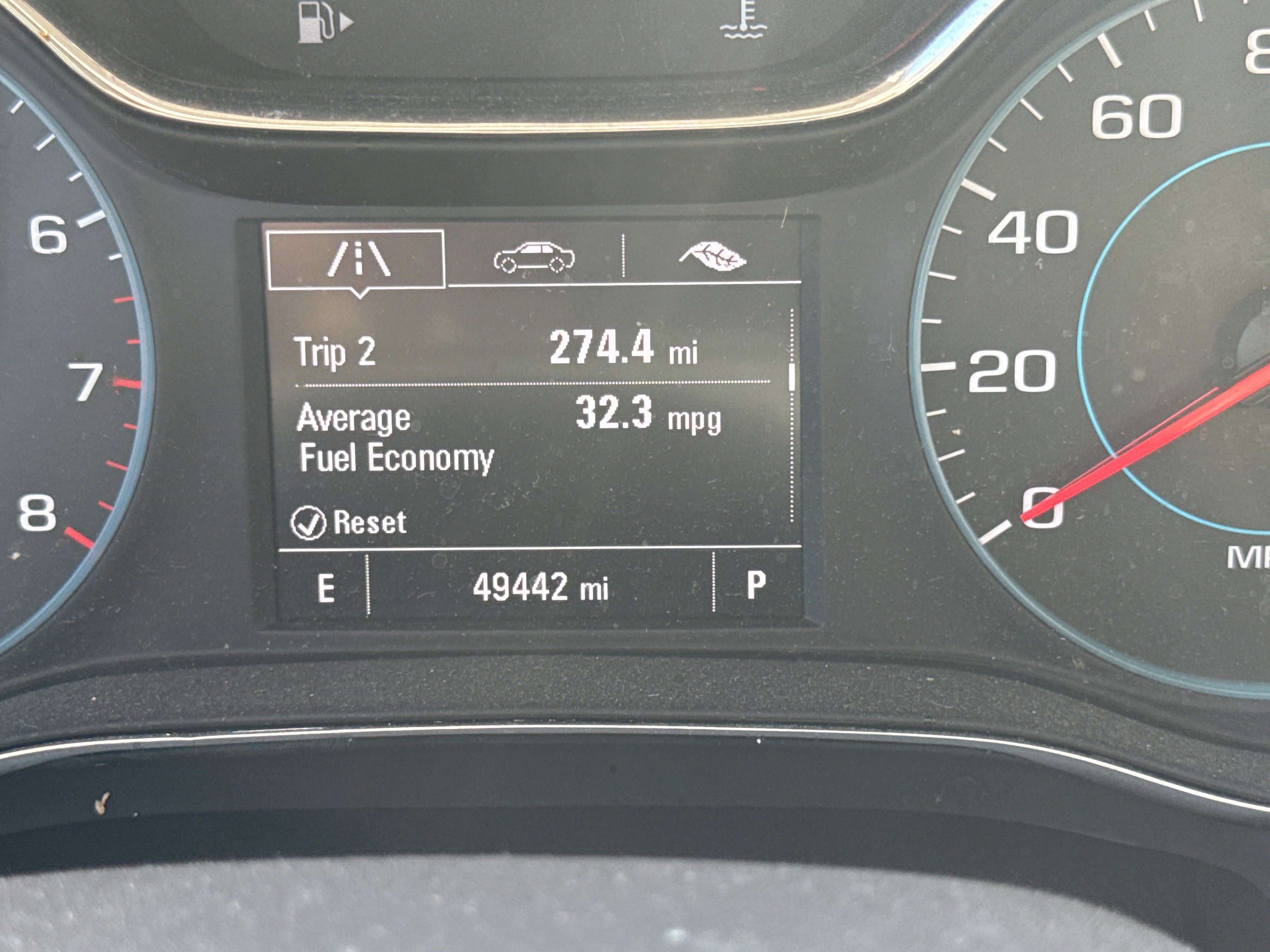 Used 2018 Chevrolet Cruze LT w/ Convenience Package FWD image 5