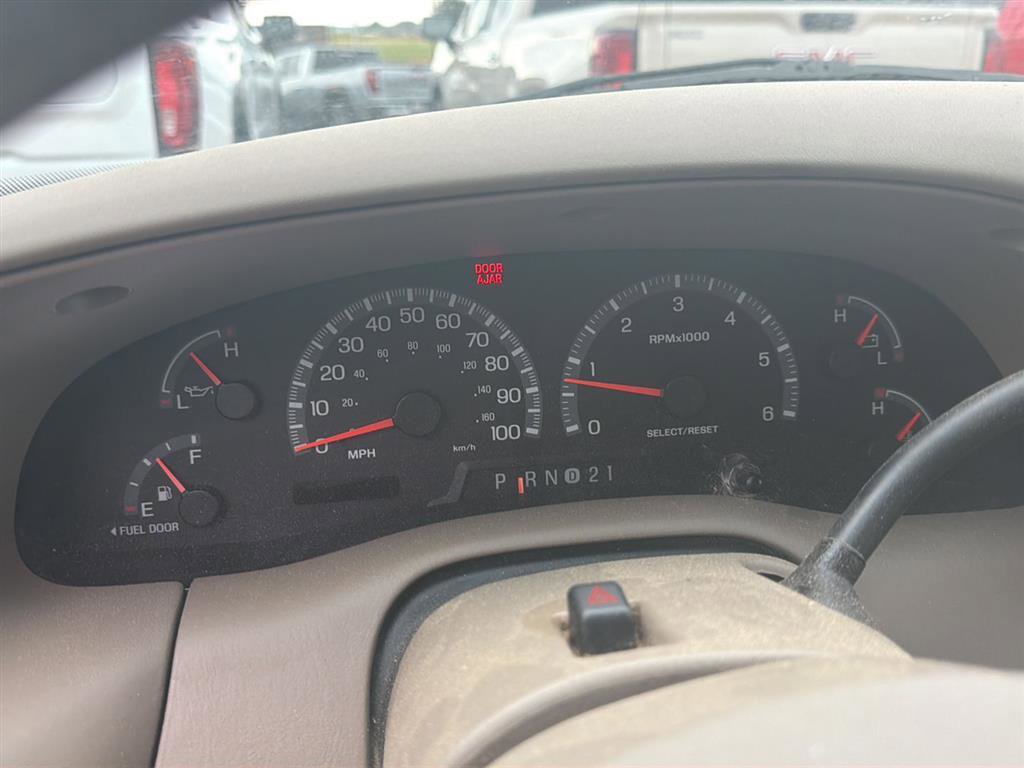 Used 2001 Ford F150 XL RWD image 3