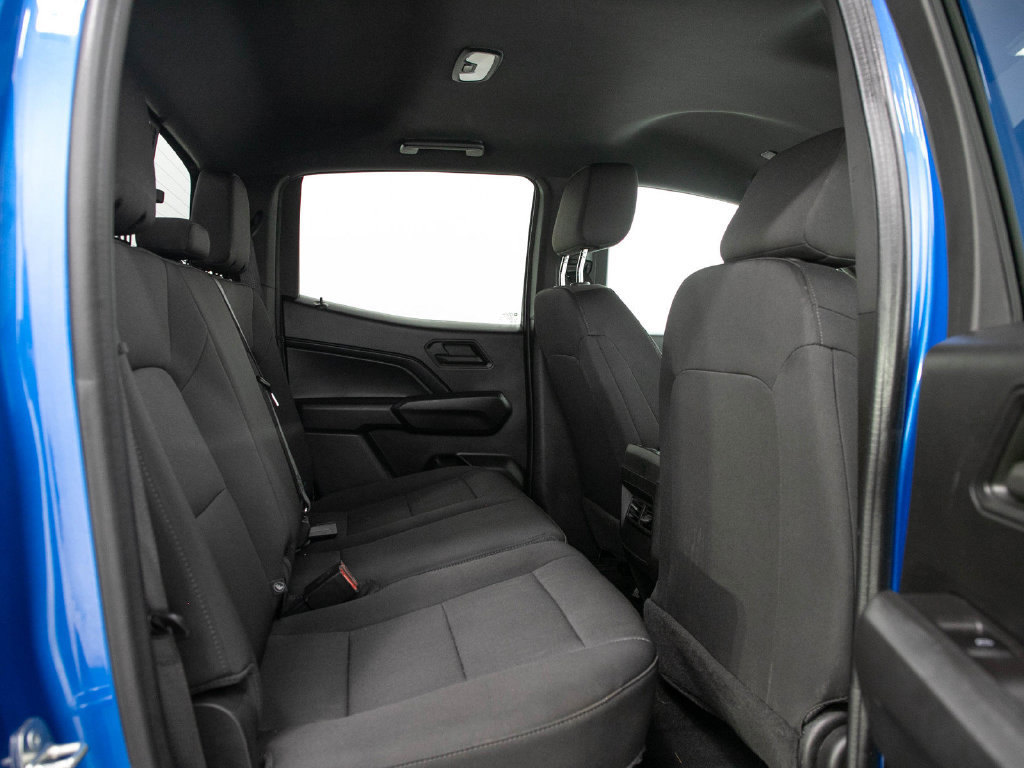 Used 2023 Chevrolet Colorado Trail Boss w/ Technology Package AWD/4WD image 15