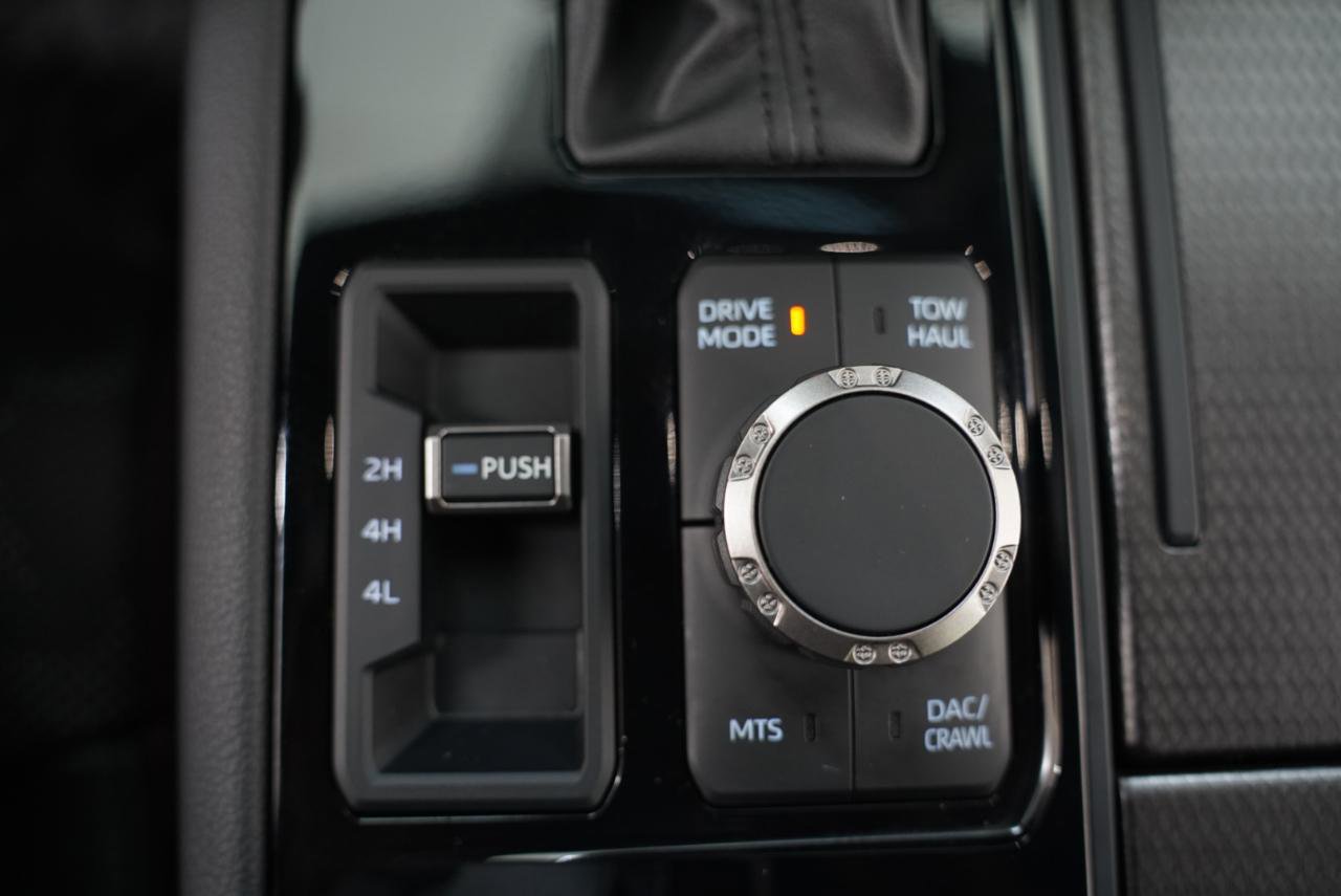 Used 2025 Toyota Sequoia TRD Pro AWD/4WD image 23