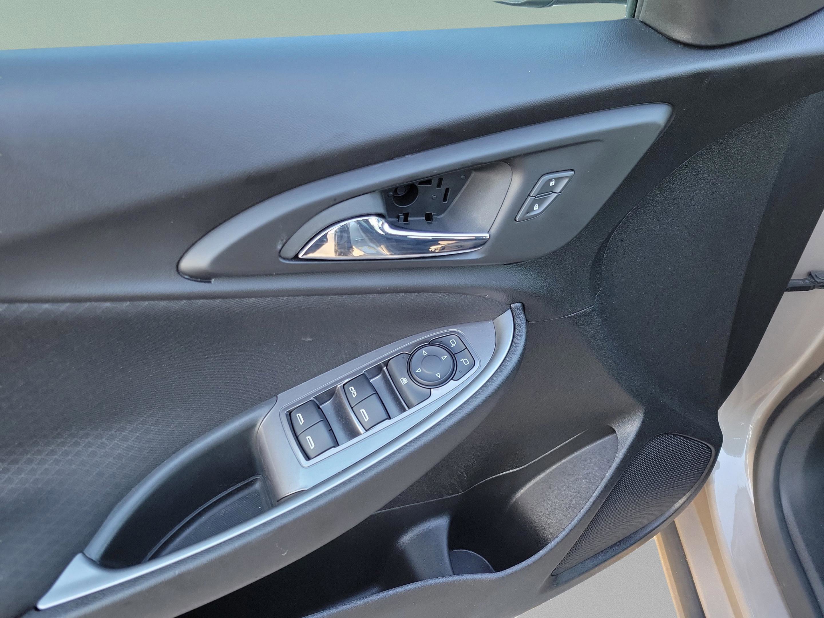 Used 2023 Chevrolet Malibu LT image 7