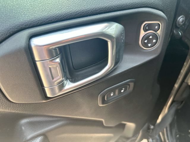 Used 2022 Jeep Wrangler Unlimited Sport AWD/4WD image 25