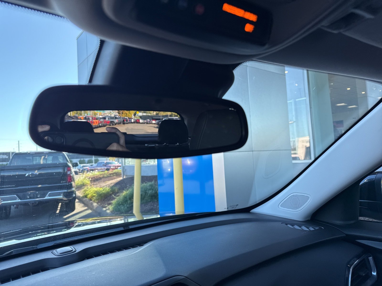 Used 2022 Chevrolet TrailBlazer LT w/ Convenience Package image 30