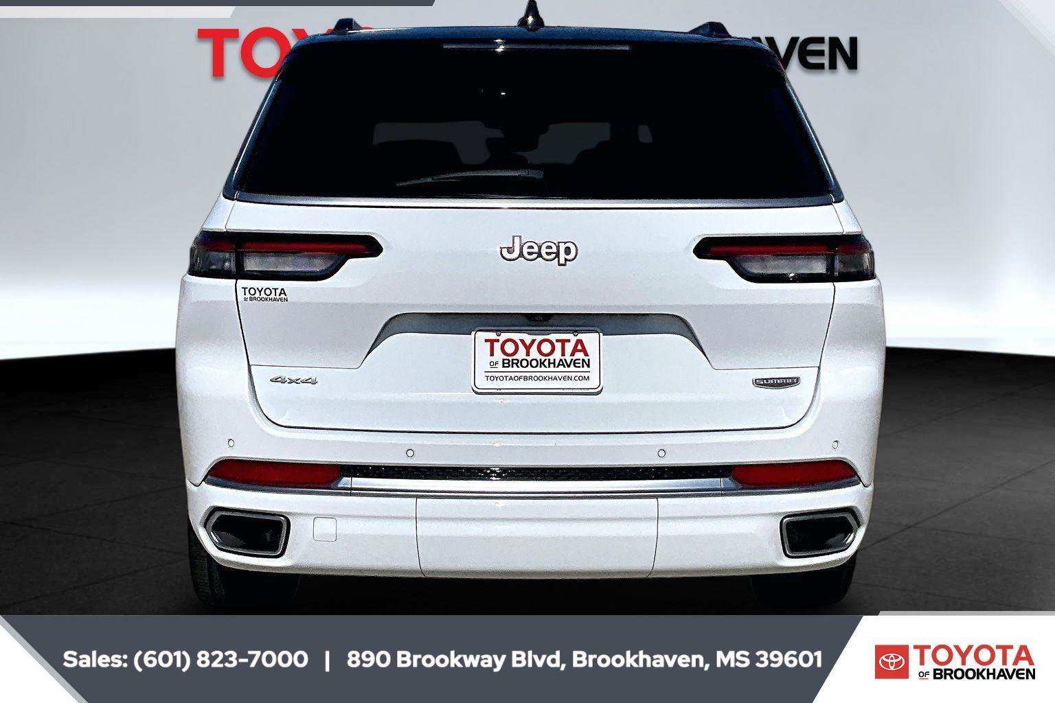 Used 2025 Jeep Grand Cherokee L Summit AWD/4WD image 4