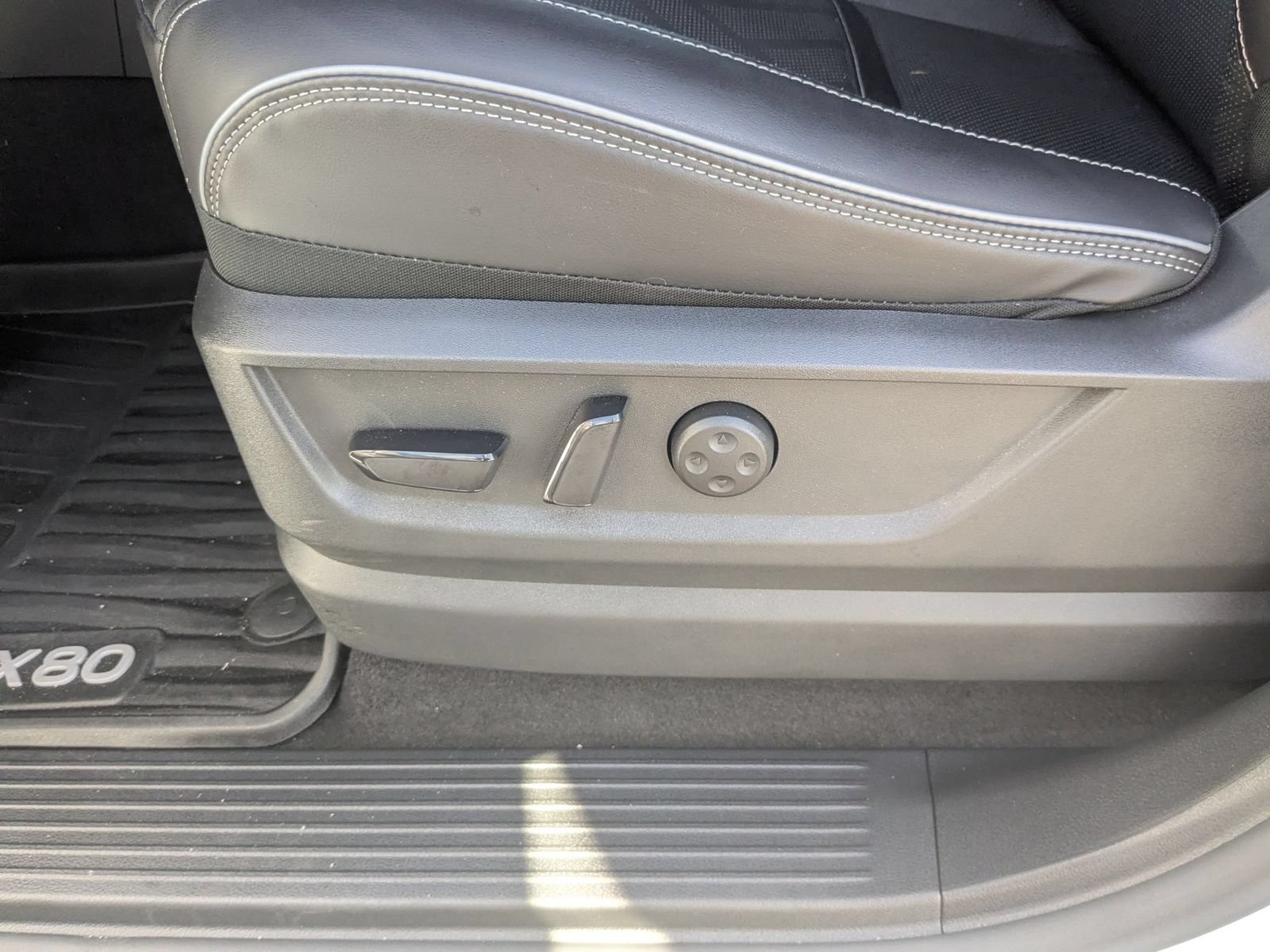 Used 2025 INFINITI QX80 Luxe AWD/4WD image 14