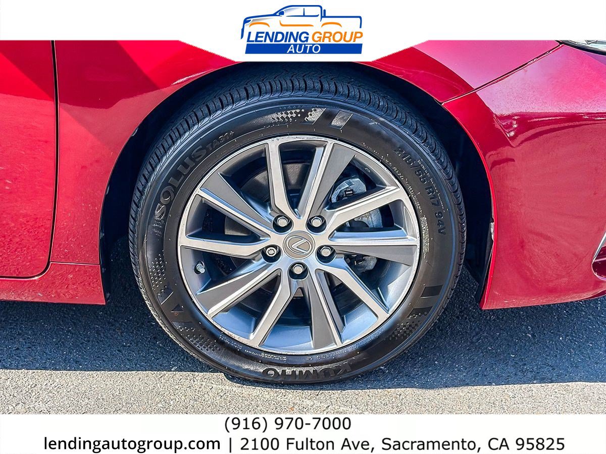 Used 2017 Lexus ES 300h w/ Luxury Package FWD image 9