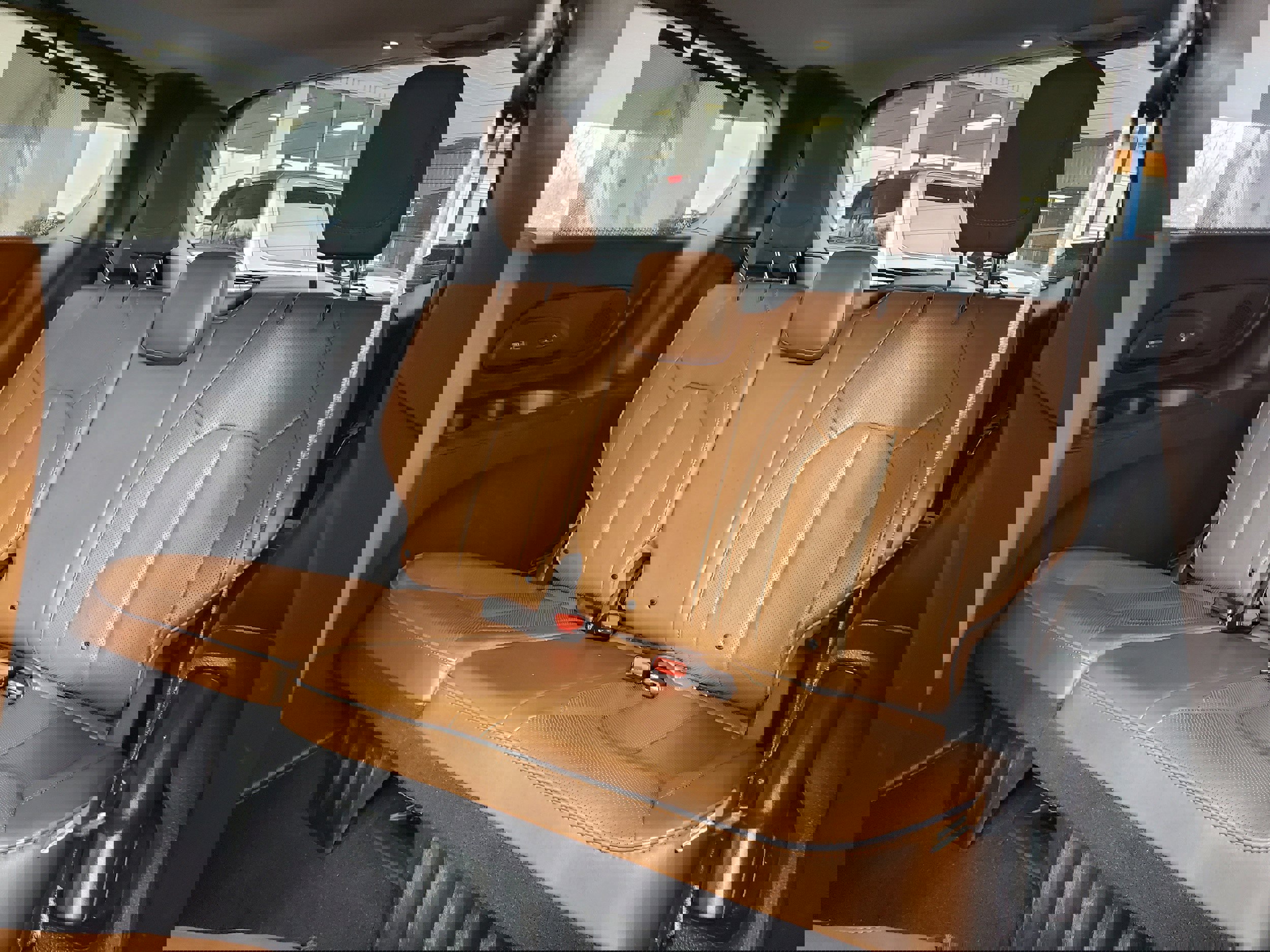 Used 2019 Chrysler Pacifica Limited w/ Tire & Wheel Group image 26