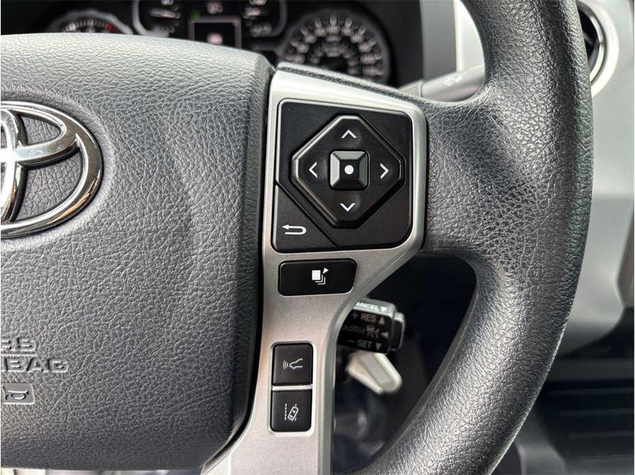 Used 2018 Toyota Tundra SR5 w/ SR5 Upgrade Package image 23