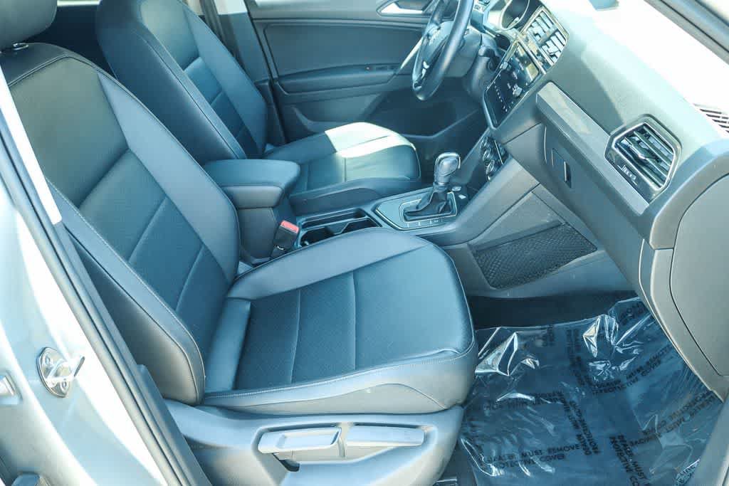 Used 2019 Volkswagen Tiguan SE FWD image 13