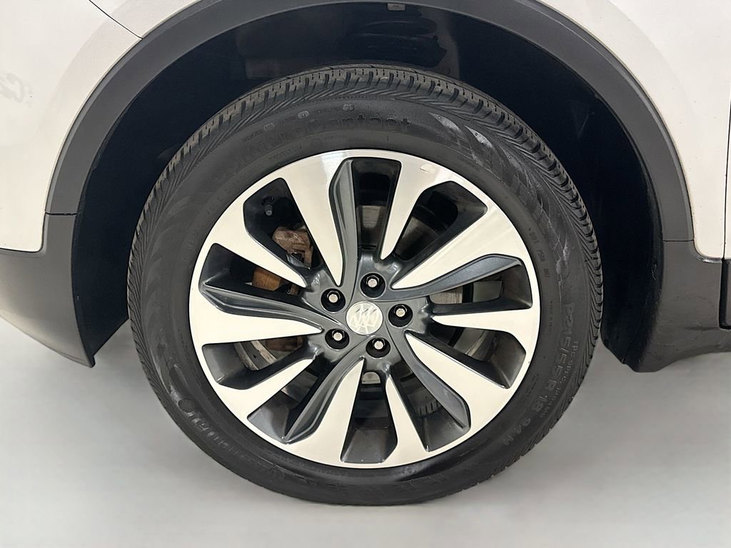 Used 2022 Buick Encore Preferred w/ Safety Package image 33