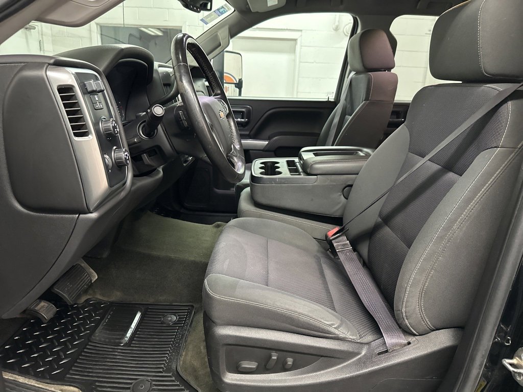 Used 2015 Chevrolet Silverado 2500 LT w/ LT Convenience Package image 21