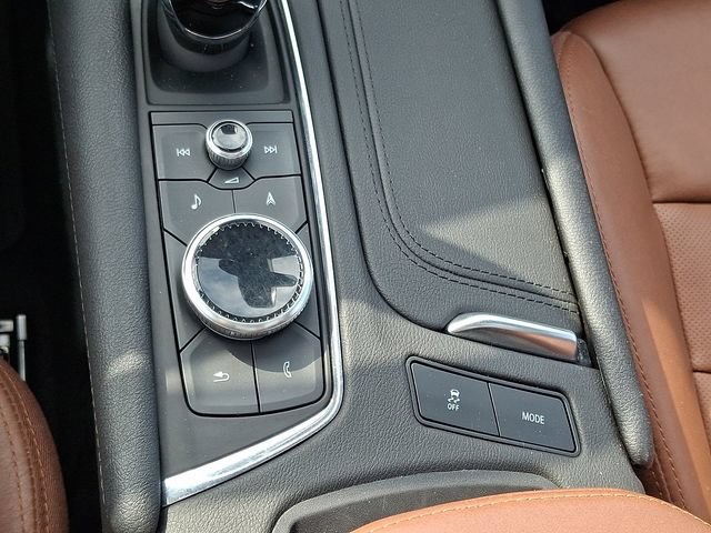 Certified 2024 Cadillac XT5 Sportv AWD/4WD image 29